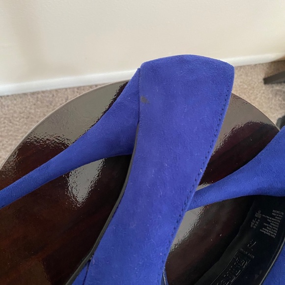 Heels - Picture 6 of 7